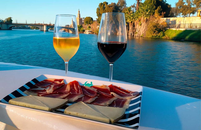 Paseo en barco por Sevilla con comida - Foto 13