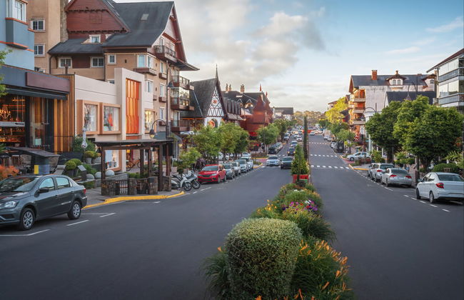 Porto Alegre Airport – City of Gramado Transport - Photo 3