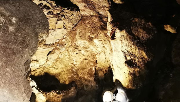 Visita guiada por la Cueva del Yeso - Foto 2