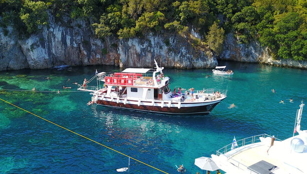 Excursión a las cuevas de Kleftiko en barco - Foto 4