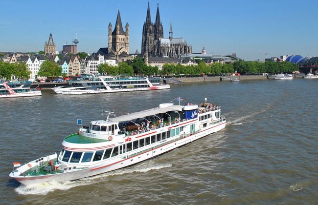 Boat Trip in Cologne - Photo 1