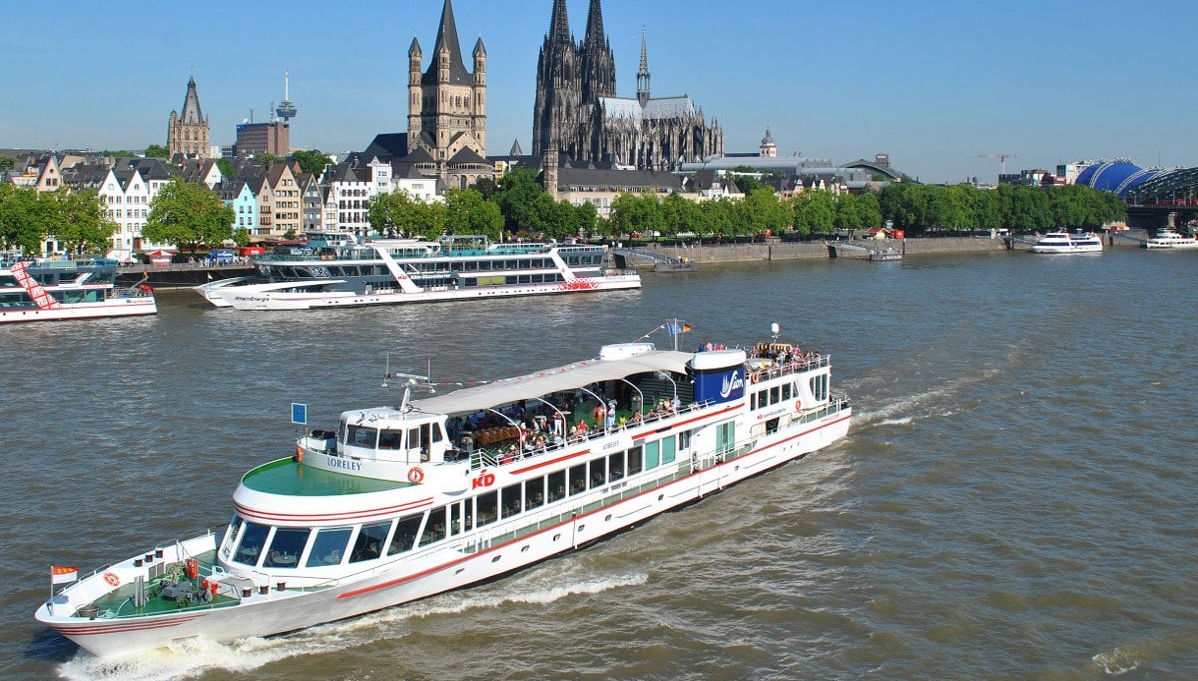 Boat Trip in Cologne - Photo 1