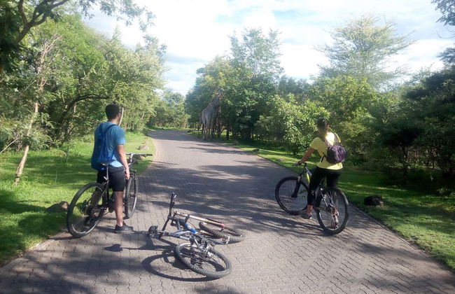 Tour por Victoria Falls en bicicleta - Foto 1