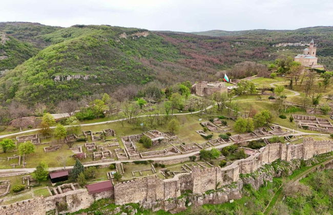 Escursione a Veliko Tarnovo e Arbanasi - Foto 1