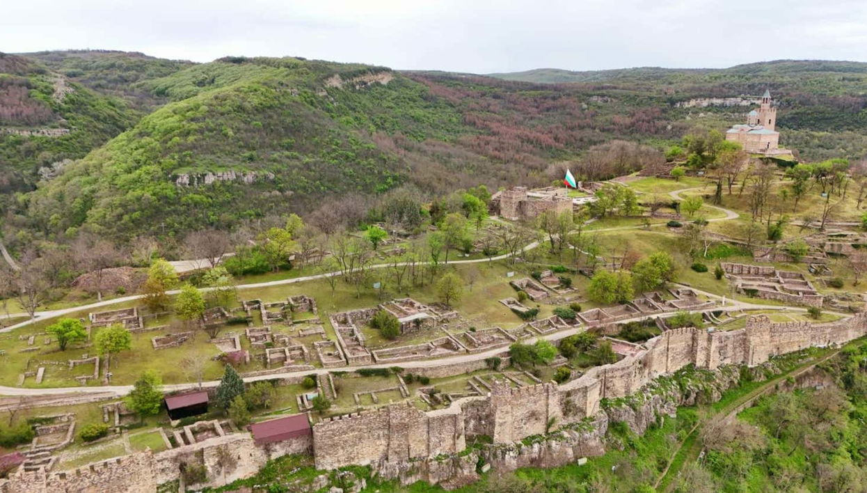 Veliko Tarnovo and Arbanasi Trip - Photo 1