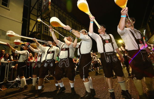 Escursione all'Oktoberfest di Blumenau - Foto 1