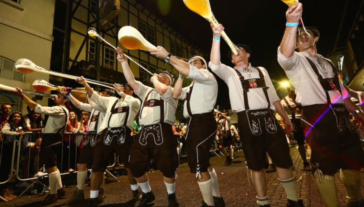 Escursione all'Oktoberfest di Blumenau - Foto 1