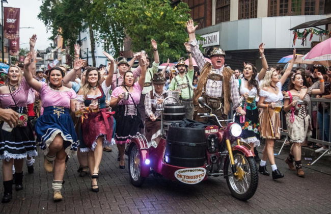 Escursione all'Oktoberfest di Blumenau - Foto 2