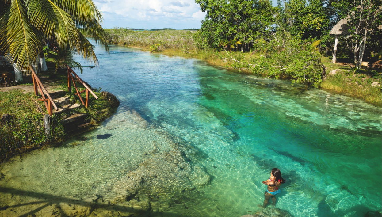 Paseo en lancha por la laguna Bacalar - Foto 1
