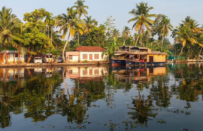 Crucero privado de 2 días por Alappuzha en una casa flotante - Foto 3