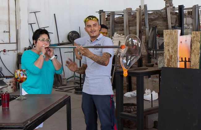 Avvistamento di balene + Visita a una fabbrica di vetro - Foto 3