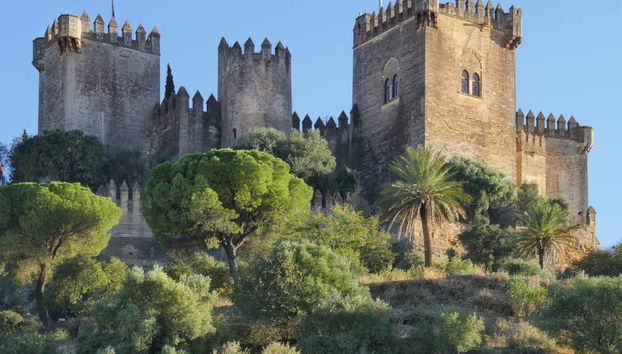 Tour teatralizado por el castillo de Almodóvar del Río - Foto 2
