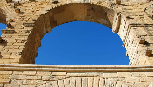 Saint Rémy, Pont du Gard & Les Baux Day Trip - Photo 2