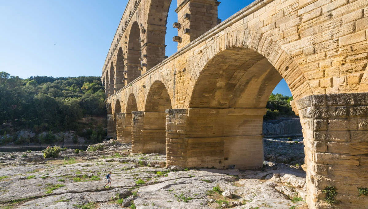Saint Rémy, Pont du Gard & Les Baux Day Trip - Photo 1