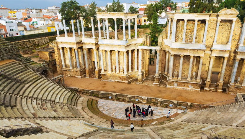 Visita guiada por el anfiteatro y teatro romano - Foto 3