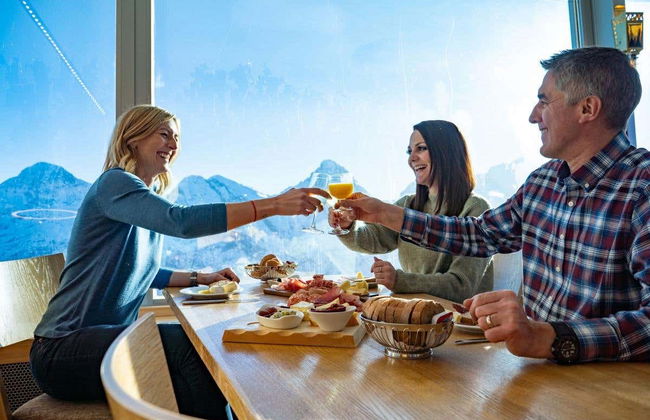 Schilthorn Cable Car + Piz Gloria & Thrill Walk Birg - Photo 3