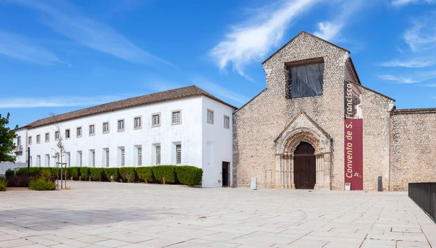 Santarem Guided Tour and Cathedral - Photo 4