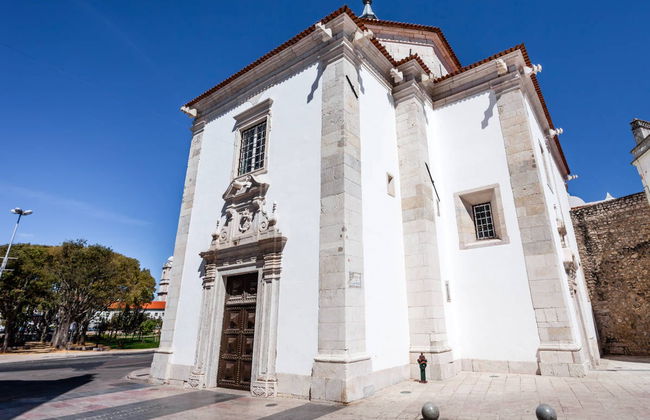 Santarem Guided Tour and Cathedral - Photo 3