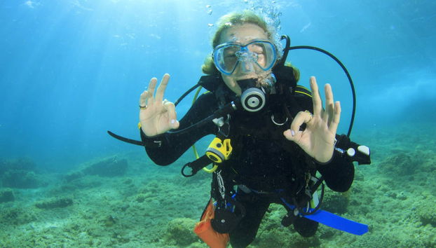 Beginners Diving Lesson in Menorca - Foto 2