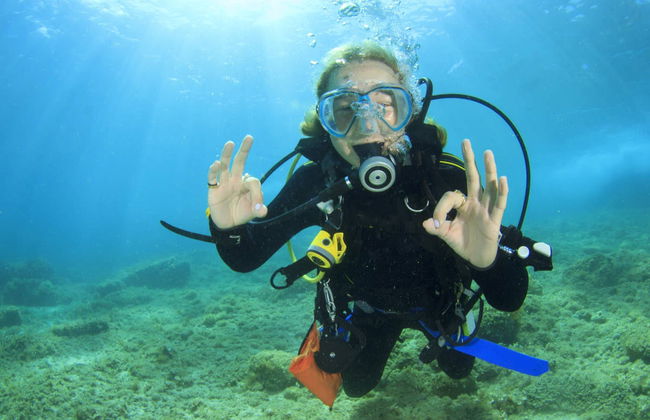 Beginners Diving Lesson in Menorca - Foto 2