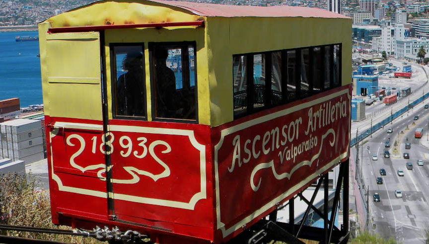 Funicular Tour of Valparaiso