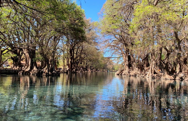 Excursión al santuario Guadalupano y lago de Camécuaro - Foto 3