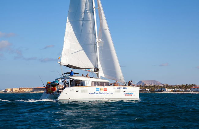 Alquiler de barco con patrón en Corralejo - Foto 6