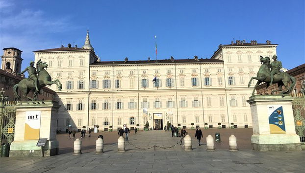 Torino barocca: esplora Piazza Castello con un tour audio autoguidato - Foto 4