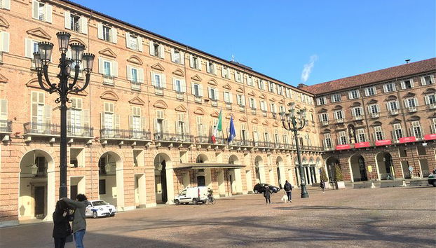 Torino barocca: esplora Piazza Castello con un tour audio autoguidato - Foto 5