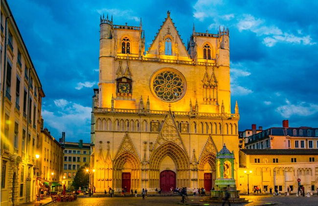 Lyon Chasse aux fantômes: Suivez le jeu d'exploration des ombres - Photo 3