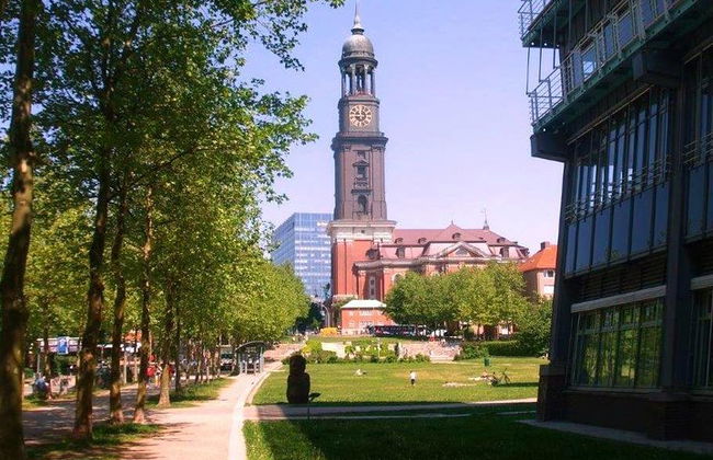 Tour in bici della città di Amburgo - Tradizione e modernità - Elbphilharmonie (min.4) - Foto 10
