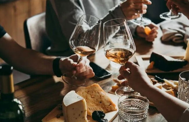 Tour del mercato di Torino e autentico aperitivo italiano a casa di un locale - Foto 9