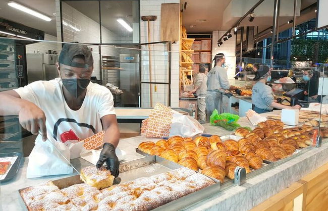 Tour del mercato di Torino e autentico aperitivo italiano a casa di un locale - Foto 5