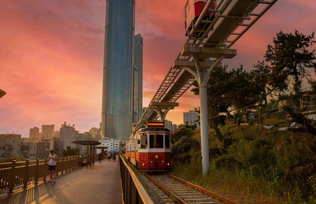 Busan Tram or Sky Capsule Tour - Foto 5