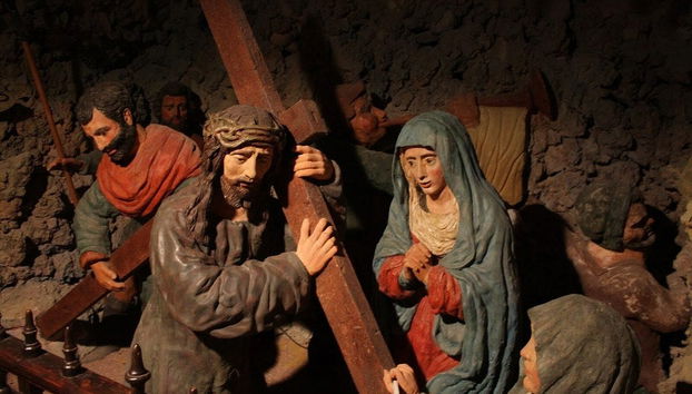 Visita guiada por el Museo Parroquial y la Cueva de los Judíos - Foto 4