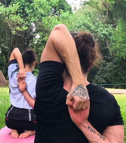 Bild - Morning Bike Tour + Yoga
