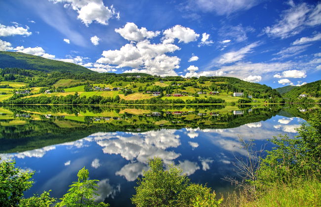 Norwegian Fjords: Flåm Train + Nærøy Boat Ride - Foto 4