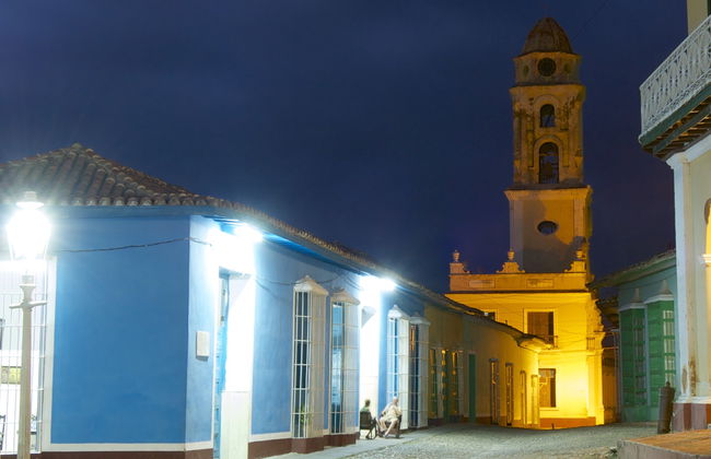 Free tour nocturno de bares por Trinidad - Foto 2