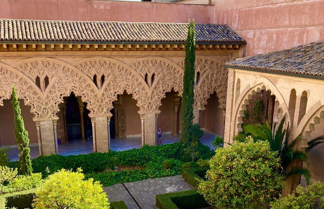 Visita guiada por el palacio de la Aljafería - Foto 2