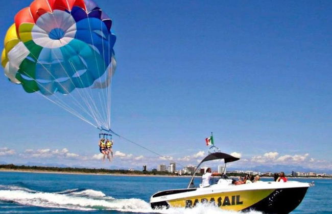 Parasailing - Photo 3