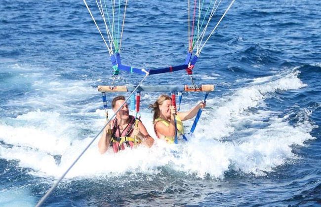 Parasailing - Photo 2