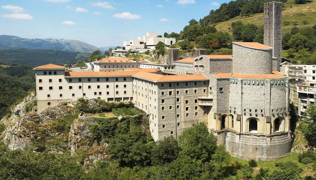 Descubre la Villa de Oñati y el Santuario de Aranzazu - Tour de un día entero - Foto 1
