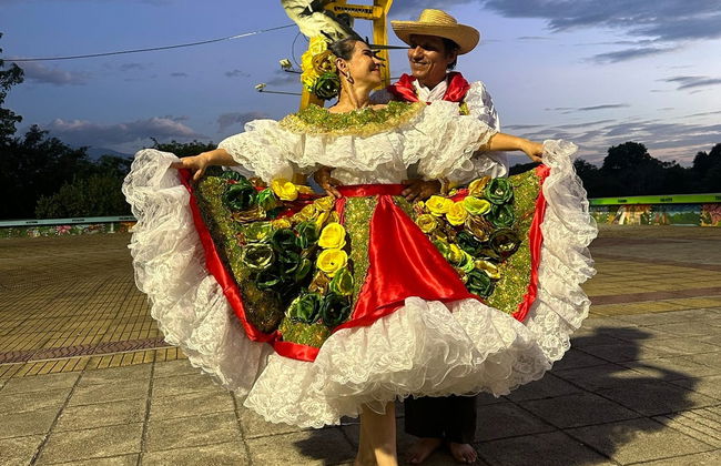 Tour panorámico por Neiva + Clase de baile folclórico - Foto 1