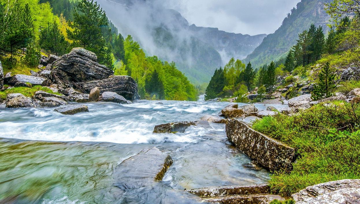 Canyoning in the Aragonese Pyrenees