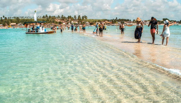 Passeio de lancha pelas piscinas naturais de Maragogi - Foto 5