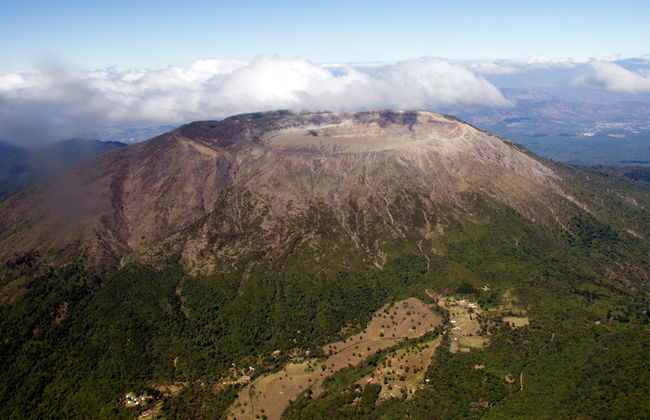 Volcanoes, Lake and Mayan Sites - Full-Day Tour - Photo 4