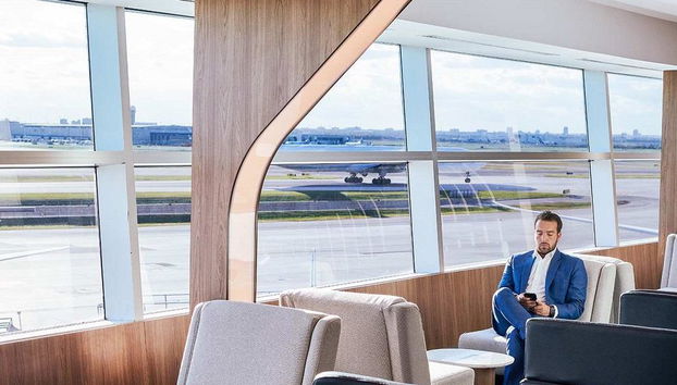 Plaza Premium Lounge at T3, International Departures - Ticket - Photo 4