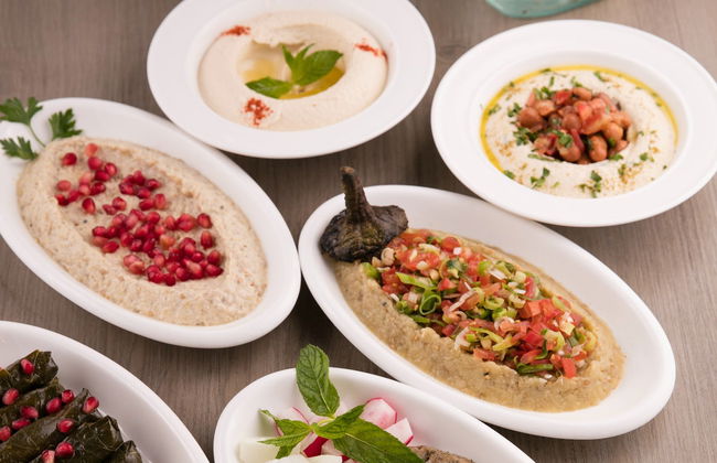 Cena con espectáculo oriental en Beirut - Foto 2