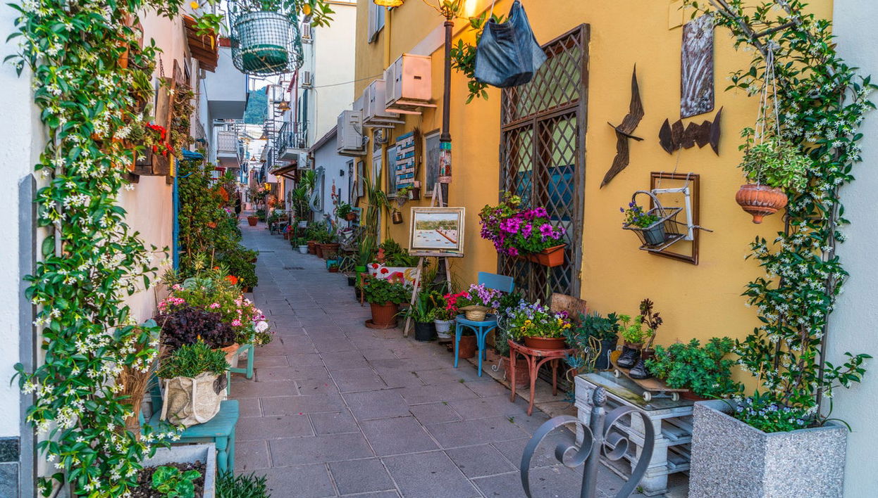 Ischia Self Guided Tour - Photo 1