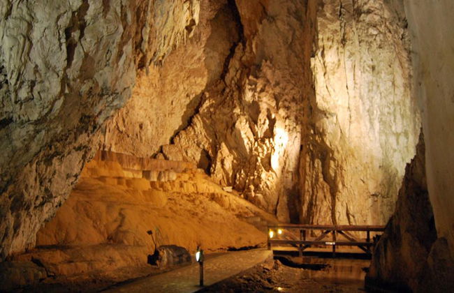 Descubre Zlatibor, Sirogojno y la Cueva de Stopića – Excursión privada de día completo - Foto 4